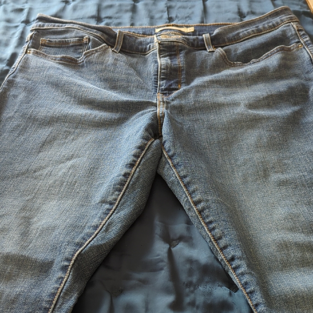 Levi's 311 Shaping Skinny Blue Jeans Size 33